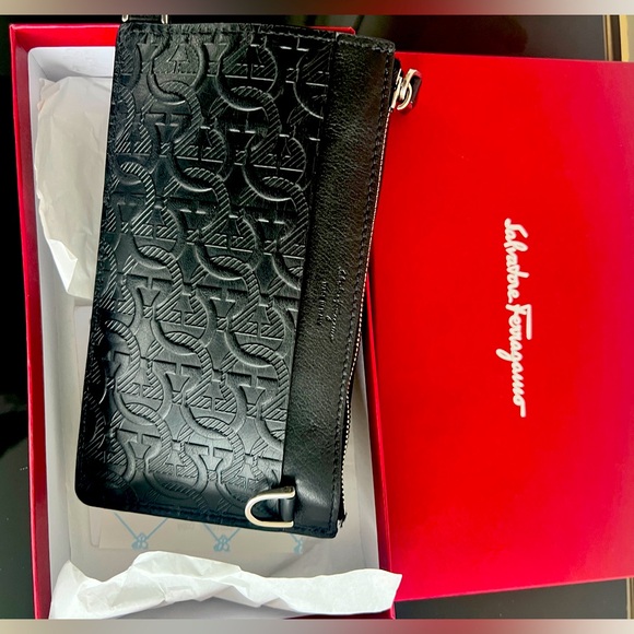 Salvatore Ferragamo Other - Salvatore Ferragamo Multiple Purpose Wallet BN